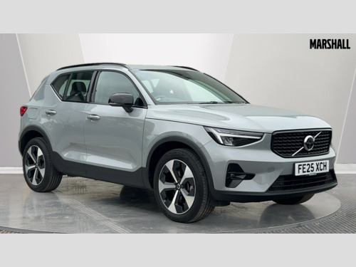 Volvo XC40  XC40 2.0 B3P Plus Dark 5dr Auto