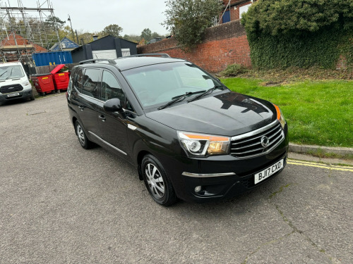 Ssangyong Rodius  SE 5-Door