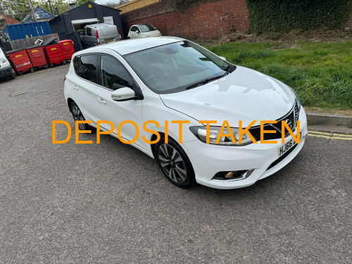 Nissan Pulsar  N-CONNECTA DIG-T XTRONIC 5-Door