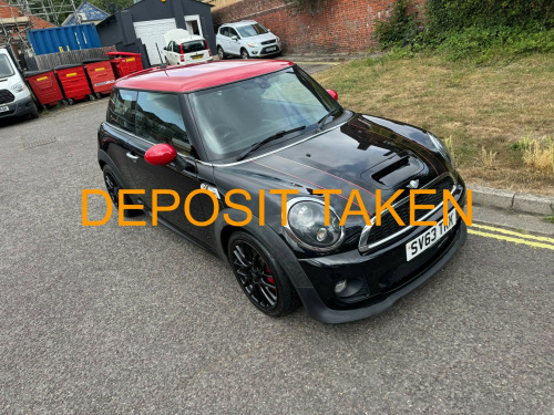 MINI Cooper  JOHN COOPER WORKS 3-Door