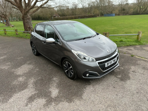Peugeot 208  1.2 PureTech Tech Edition Hatchback 5dr Petrol Manual Euro 6 (s/s) (82 ps) 