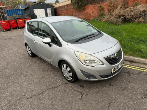 Vauxhall Meriva  1.4 16V Exclusiv MPV 5dr Petrol Manual Euro 5 (100 ps) 