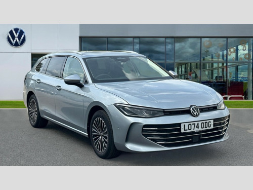 Volkswagen Passat  PASSAT 1.5 TSI eHybrid 272 Elegance 5dr DSG