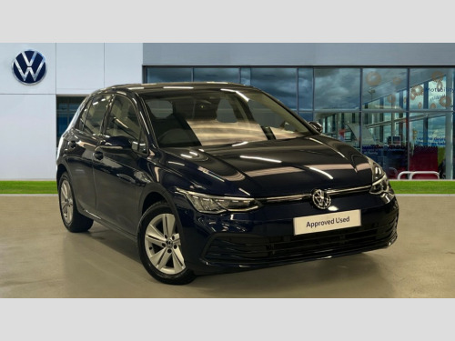 Volkswagen Golf  Golf 8 Life 2.0 TDI 115PS 7-speed DSG 5 Door