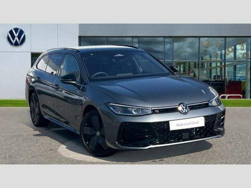Volkswagen Passat  Passat R-Line 1.5 TSI eHybrid 272PS 6-speed DSG