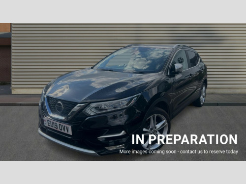 Nissan Qashqai  QASHQAI 1.3 DiG-T N-Motion 5dr