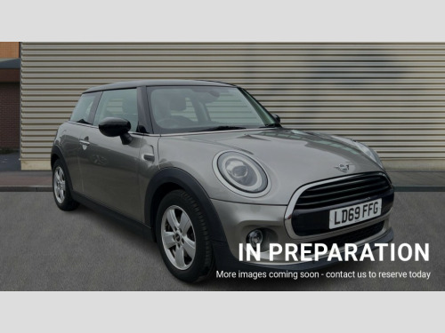 MINI Hatchback  HATCHBACK 1.5 Cooper Classic II 3dr