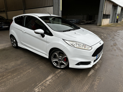 Ford Fiesta  1.6T EcoBoost ST-2 Hatchback 3dr Petrol Manual Euro 5 (182 ps)