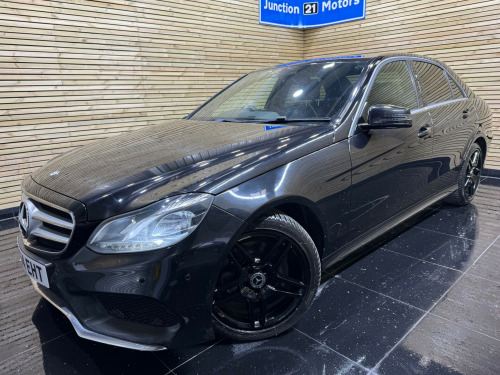 Mercedes-Benz E-Class E220 2.1 E220 BlueTEC AMG Line Saloon 4dr Diesel G-Tronic+ Euro 6 (s/s) (177 ps)