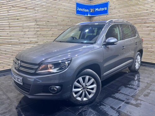 Volkswagen Tiguan  2.0 TDI BlueMotion Tech Match SUV 5dr Diesel DSG 4WD Euro 5 (s/s) (140 ps)