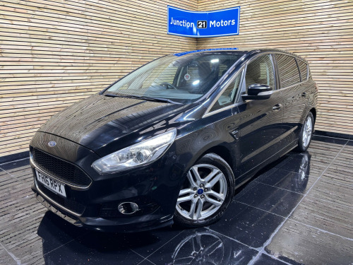 Ford S-MAX  2.0 TDCi Titanium Sport MPV 5dr Diesel Powershift Euro 6 (s/s) (180 ps)