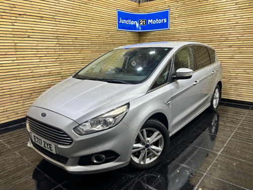 Ford S-MAX  2.0 TDCi Titanium MPV 5dr Diesel Manual Euro 6 (s/s) (150 ps)