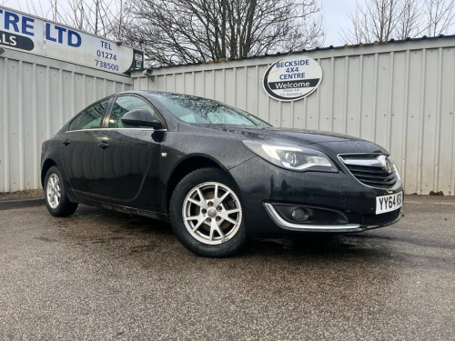 Vauxhall Insignia  2.0 CDTi ecoFLEX Design Nav Hatchback 5dr Diesel M