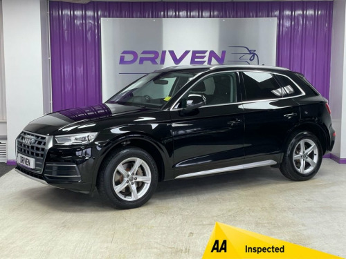 Audi Q5  2.0 TDI 40 Sport SUV 5dr Diesel S Tronic quattro E