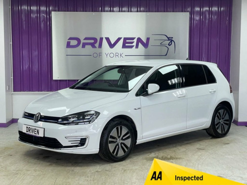 Volkswagen Golf  35.8kWh e-Golf Hatchback 5dr Electric Auto (136 ps