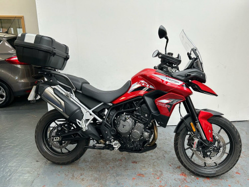 Triumph TIGER 900  only 2970 miles