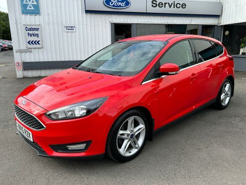 Ford Focus  1.0 T EcoBoost 125PS Zetec, Sat Nav, Â£20 road tax, 66649 miles