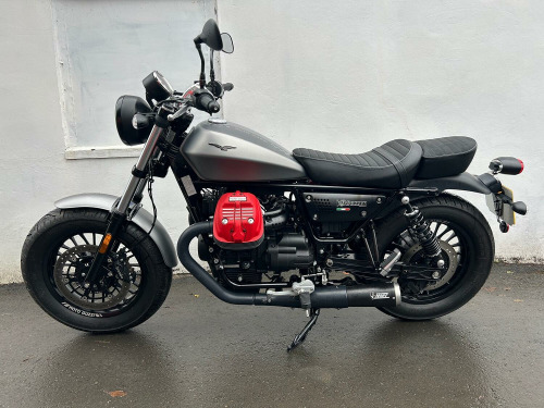 MOTO GUZZI V9  Bobber, only 1826 miles