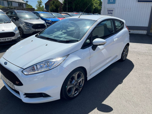 Ford Fiesta  1.6 T EcoBoost ST-1