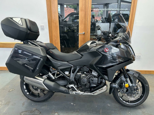 Honda NT1100  DCT Automatic, lots of extras, 9630 miles