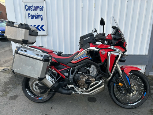 Honda CRF1100L AFRICA TWIN  DCT PLUS, only 5012 miles, lots of extras!!!