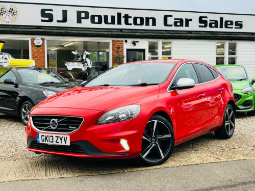 Volvo V40  1.6 T3 R-Design Nav