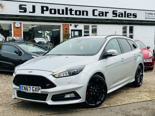 Ford Focus  2.0 T EcoBoost ST-3