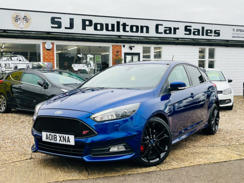 Ford Focus  2.0 T EcoBoost ST-3