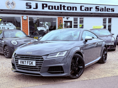 Audi TTS  2.0 TFSI