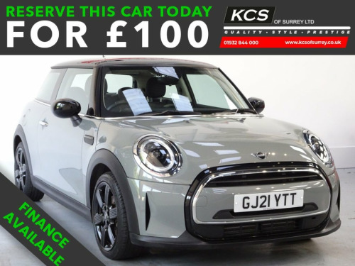 MINI Hatch  1.5 Cooper Classic Hatchback 3dr Petrol Manual Eur