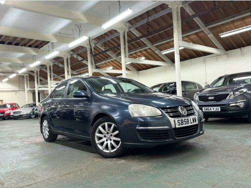 Volkswagen Jetta  1.9 TDI S Euro 4 4dr