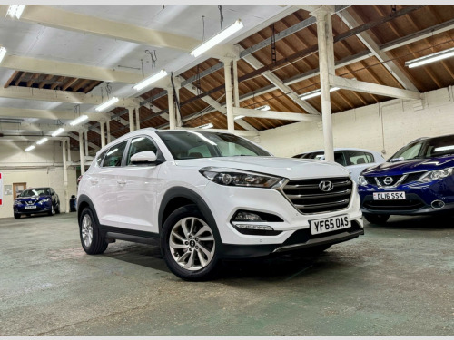 Hyundai Tucson  1.7 CRDi Blue Drive Premium Euro 6 (s/s) 5dr