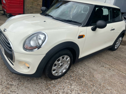 MINI Hatch  1.2 One Auto Euro 6 (s/s) 3dr