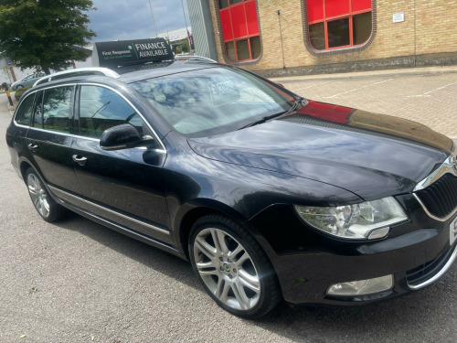 Skoda Superb  2.0 TDI Elegance Euro 5 5dr