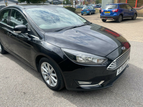 Ford Focus  1.6 TDCi Titanium Euro 5 (s/s) 5dr