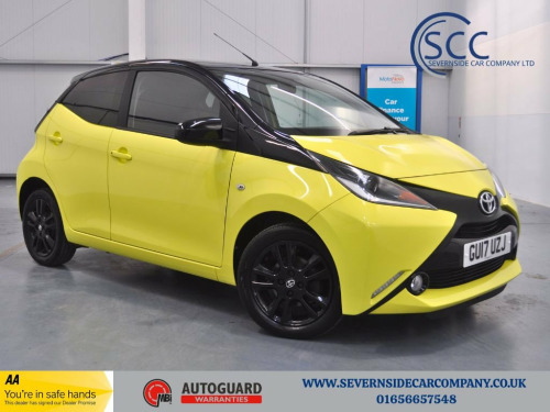 Toyota AYGO  1.0 VVT-i x-cite 3 Yellow Bi-Tone Hatchback 5dr Pe