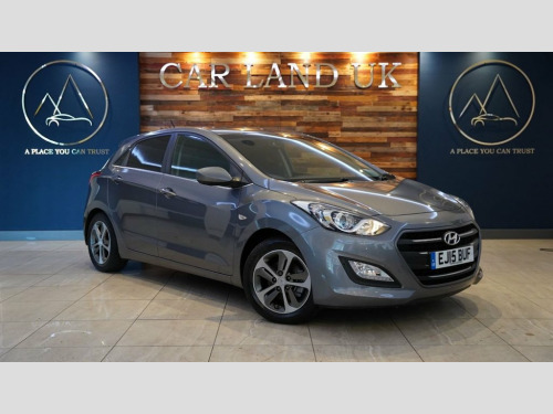 Hyundai i30  1.4 SE 5d 99 BHP *AIR CON*DIAMOND ALLOYS*