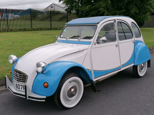 Citroen 2CV  