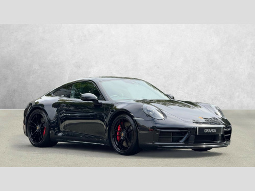 Porsche 911  GTS 2dr PDK