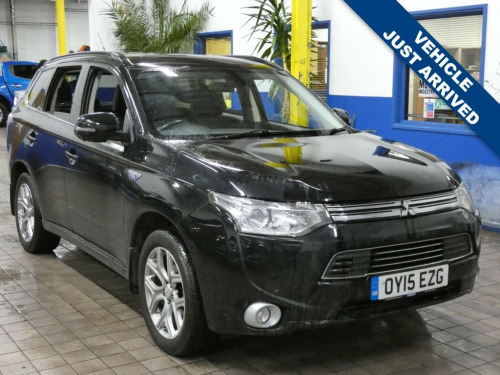 Mitsubishi Outlander  2.0 PHEV GX 4HS 5d 162 BHP ONLY 1 OWNER FROM NEW S