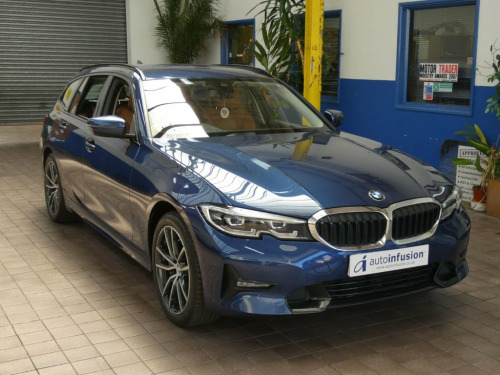 BMW 3 Series  2.0 330E XDRIVE SPORT PRO 5d 288 BHP STUNNING EXAM