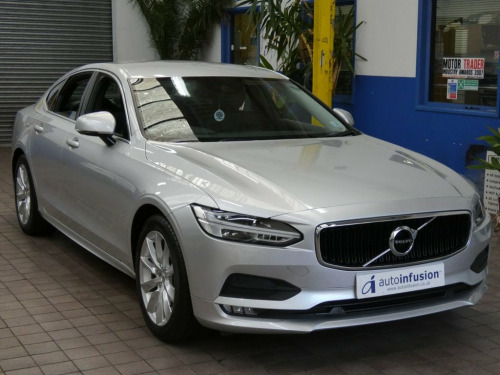 Volvo S90  2.0 T4 Momentum Plus Saloon 4dr Petrol Auto Euro 6