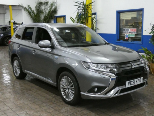 Mitsubishi Outlander  2.4h TwinMotor 13.8kWh Dynamic SUV 5dr Petrol Plug