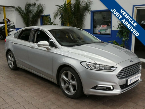 Ford Mondeo  2.0 TDCi Titanium Hatchback 5dr Diesel Manual Euro