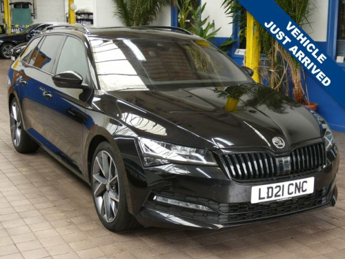 Skoda Superb  1.5 TSI ACT SportLine Plus Estate 5dr Petrol DSG E