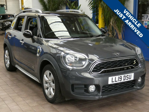 MINI Countryman  1.5 7.6kWh Cooper SE Classic SUV 5dr Petrol Plug-i