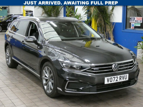 Volkswagen Passat  1.4 TSI 13kWh GTE Advance Estate 5dr Petrol Plug-i