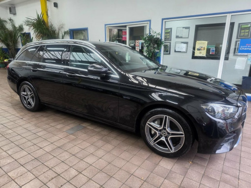Mercedes-Benz E-Class  2.0 E300de 13.5kWh AMG Line Estate 5dr Diesel Plug