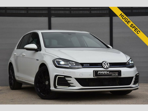 Volkswagen Golf  1.4 TSI 8.7kWh GTE Advance Hatchback 5dr Petrol Pl