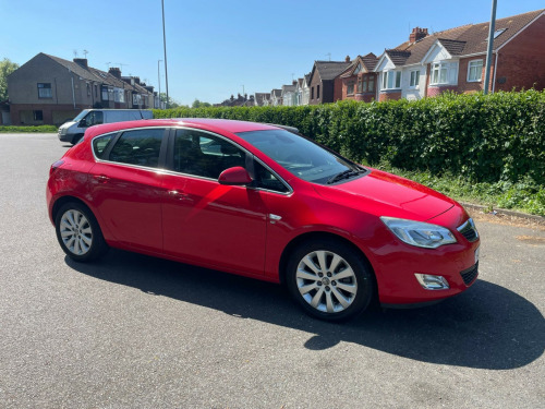 Vauxhall Astra  1.6T 16v SE Euro 5 5dr